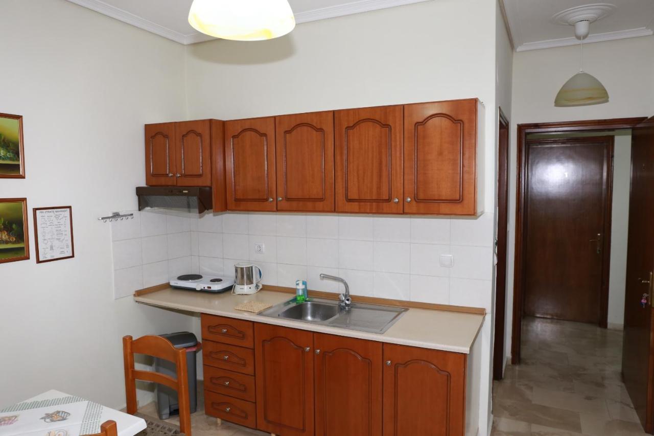 Giotis Apartment *